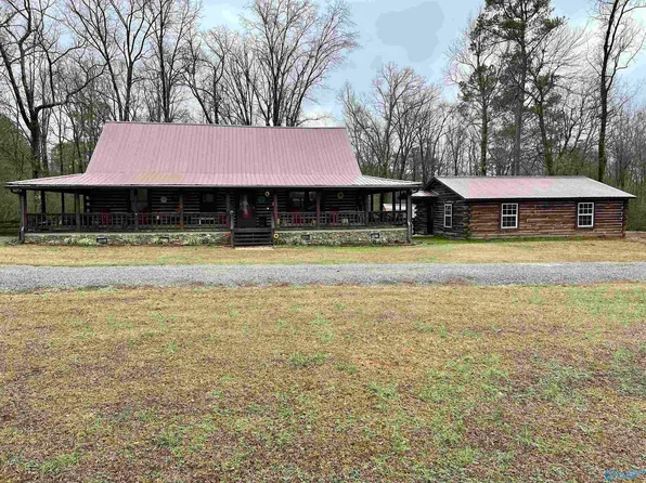 1299 County Road 424, Fyffe, AL 35971