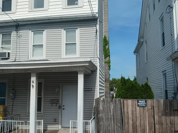 117 N Chestnut St, Mount Carmel, PA 17851