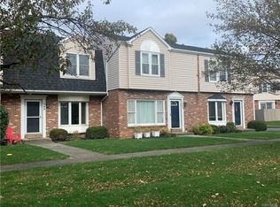 545 Burroughs Dr, Amherst, NY 14226