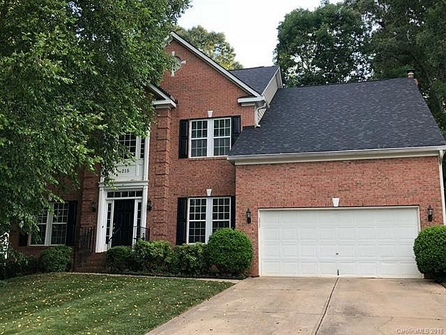 1st image of 215 Chandeleur Dr