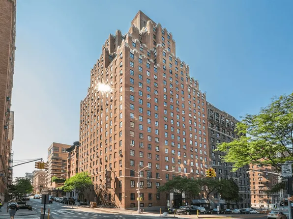 752 West End Avenue image 1 of 8