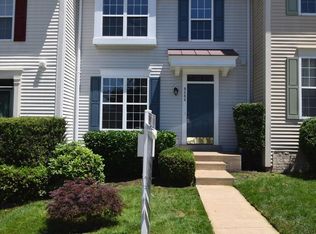 9464 Black Hawk Ct, Manassas Park, VA 20111