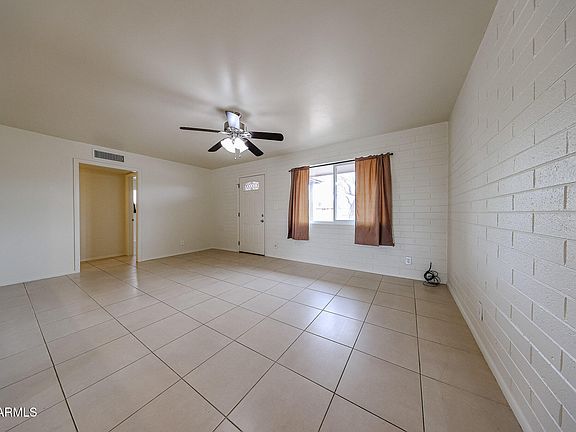 5th image of 3125 E GROVERS Avenue