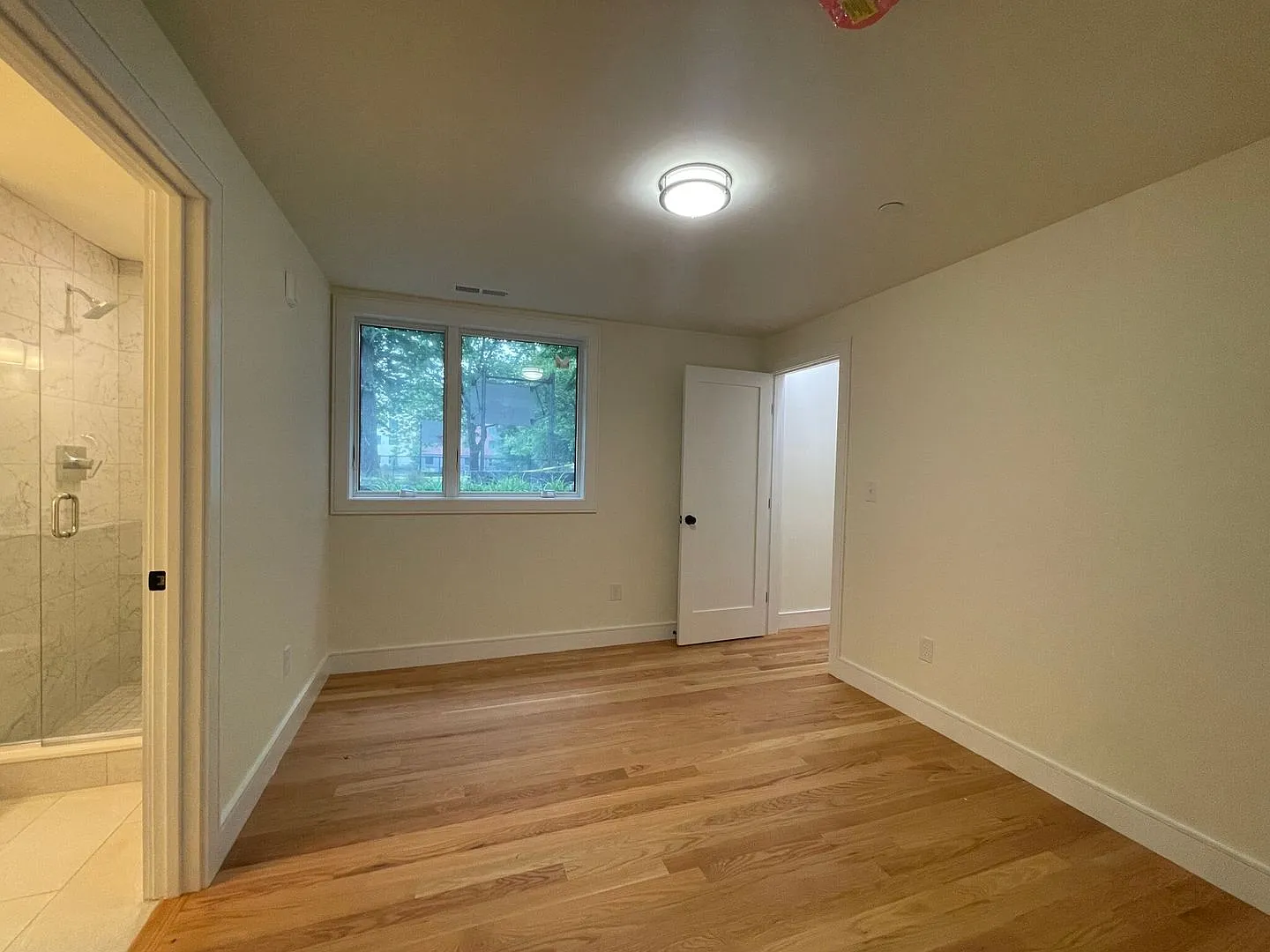 Newer Construction Luxury unit 3 bed 2.5bath in Brookline! — Photo 4