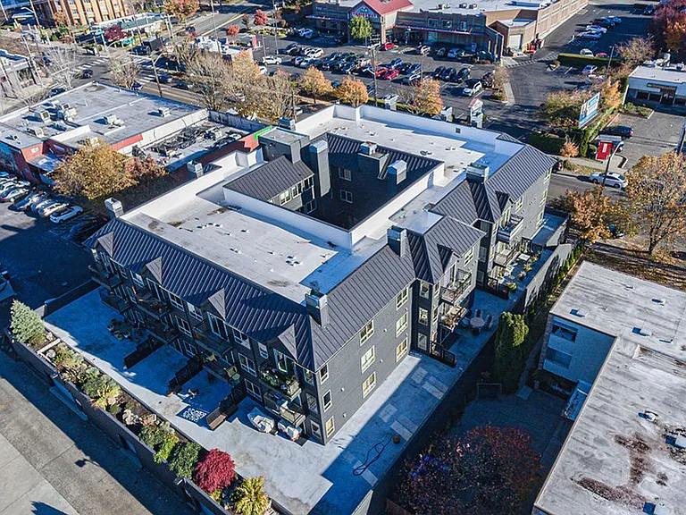 The Morgan $1000 Off First Month! — Photo 25
