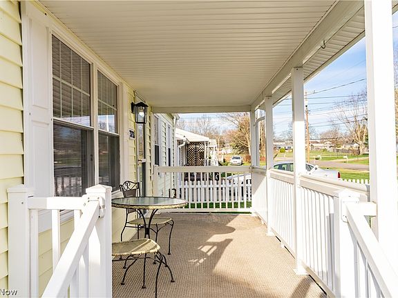 3rd image of 3233 Russ Ranch St NW