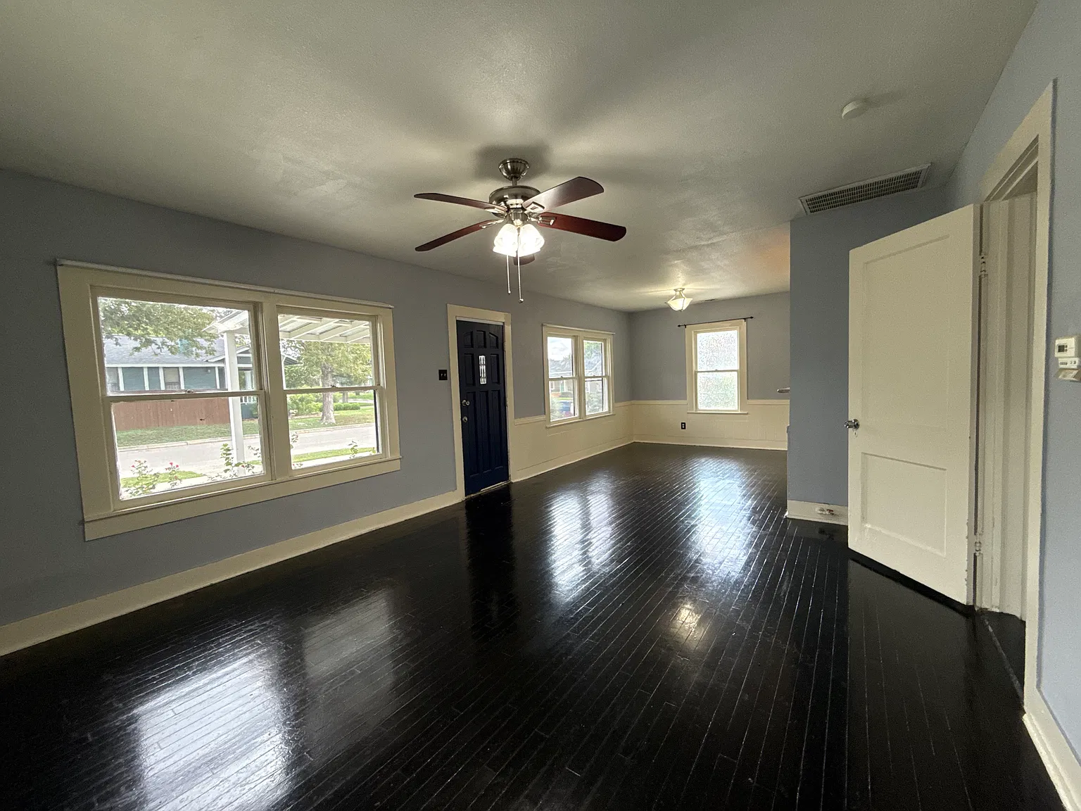 2 bed, 961 sqft, $1,275 — Photo 4