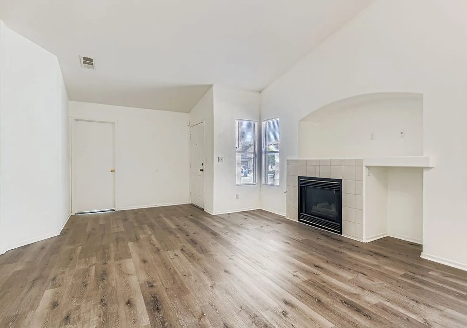 A Cozy One Story 3 bedroom house! — Photo 3
