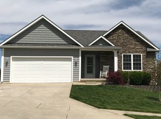 1312 Linnview Xing, Heath, OH 43056