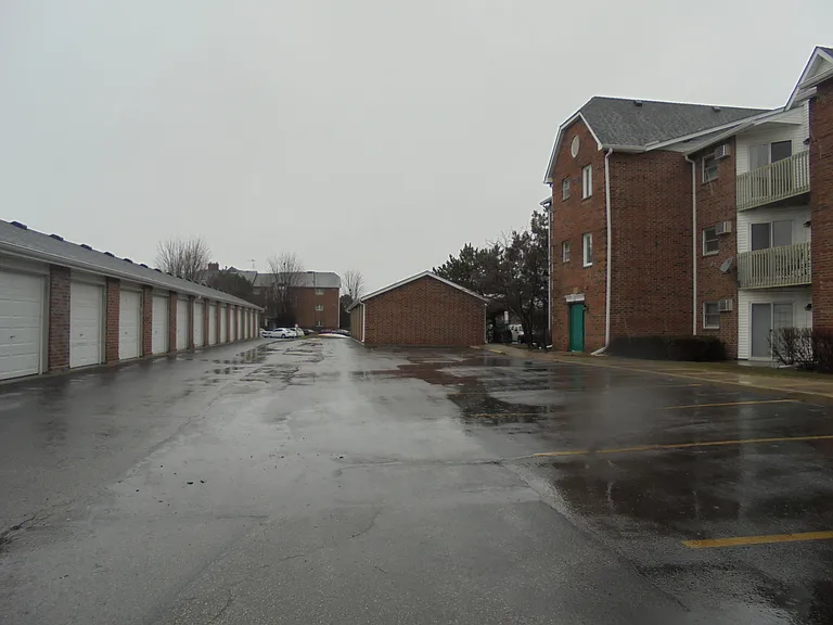 1334 Cunat Ct #2B — Photo 3