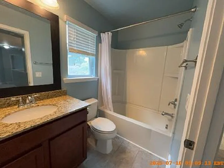 120 Tolbert St — Photo 6