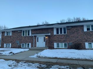 701 Prairieview Dr, Brookings, SD 57006