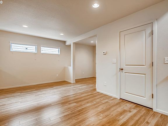 5th image of 7907 NE 92nd Ave