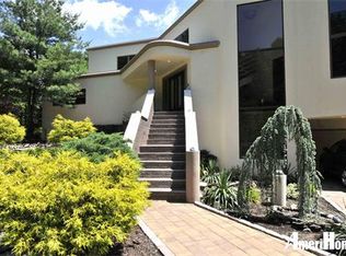 389 Colon St, Staten Island, NY 10312