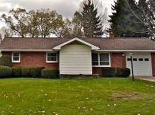 10 Holmes Ave, Apalachin, NY 13732