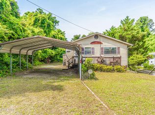 8212 Main St, West End, NC 27376