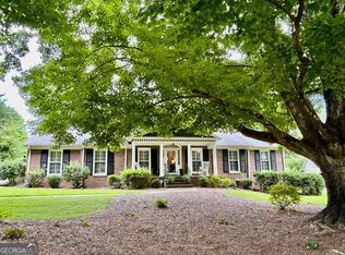 1116 Hilltop Dr, Griffin, GA 30224