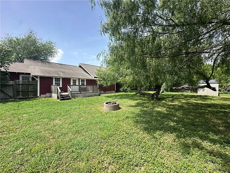 131 Dell Ave — Photo 38