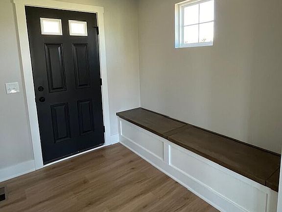2nd image of 615 Elstar Dr NE