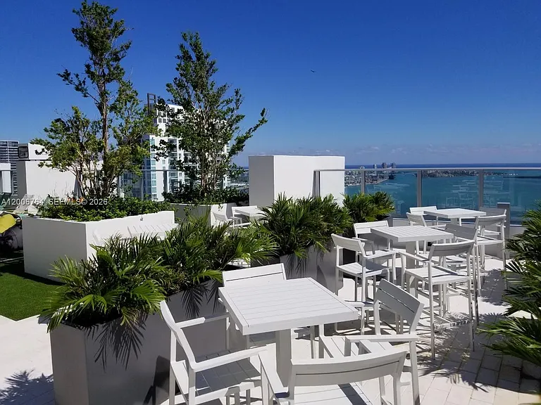 1010 Brickell Ave #3205 — Photo 31