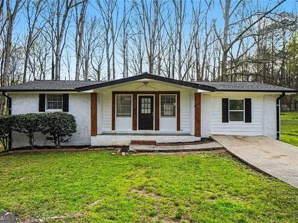 2116 Terry Ln, Douglasville, GA 30135