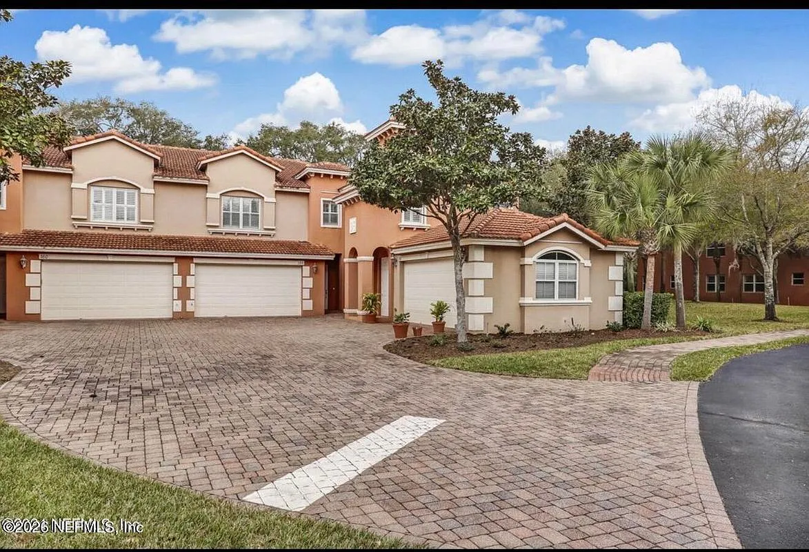 3 bed, 2.0 bath, 1991 sqft, $3,800 — Photo 4