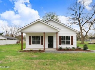 305 W Queen St, LA GRANGE, NC 28551