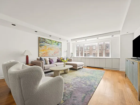 140 E 72nd St APT 15C, New York, NY 10021