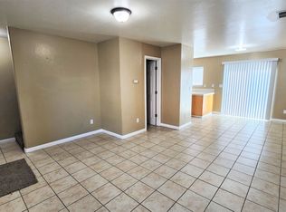 3805 Oregon St APT A, Bakersfield, CA 93306