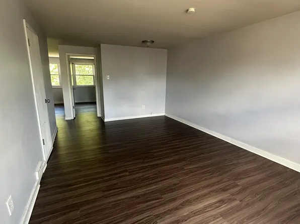 219 Main St Floor 2, Darby, PA 19023