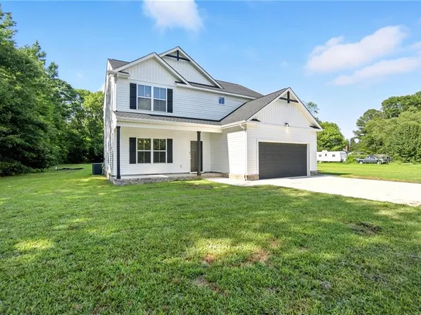 5136 Deer Path Rd, Suffolk, VA 23434