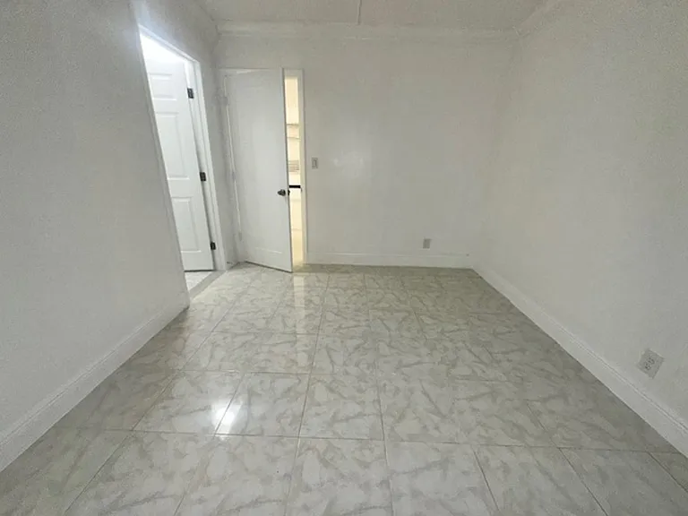 622 NE 14th Ave Ft. Lauderdale, FL 33304 — Photo 7