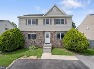 305 Bishop Ave, Baltimore, MD 21225