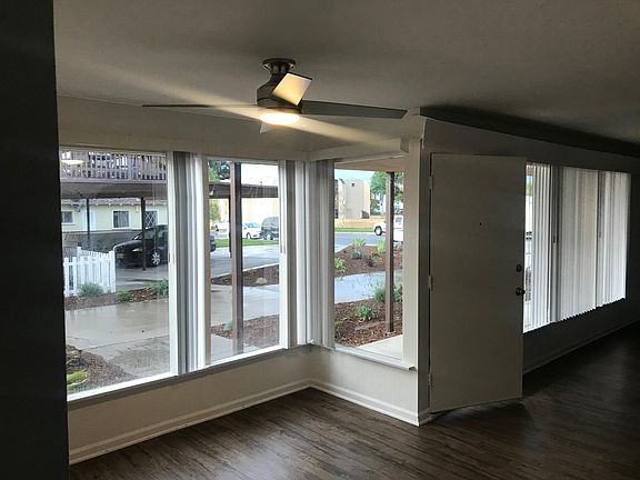 2nd image of 224 Lang St #224