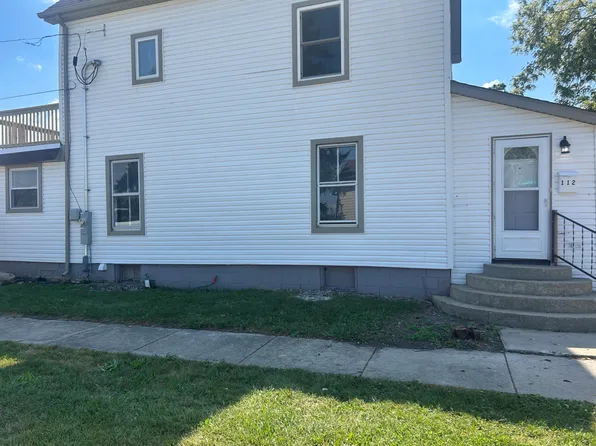 112 S Oak St, Manteno, IL 60950