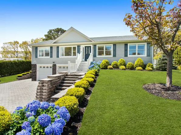 https://photos.zillowstatic.com/fp/d60de4d67490dfad0666c940fd78782b-p_e.webp