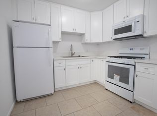 11307 Isleta St APT 3, Los Angeles, CA 90049