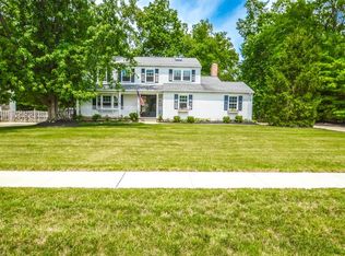 9680 Applewood Dr, North Royalton, OH