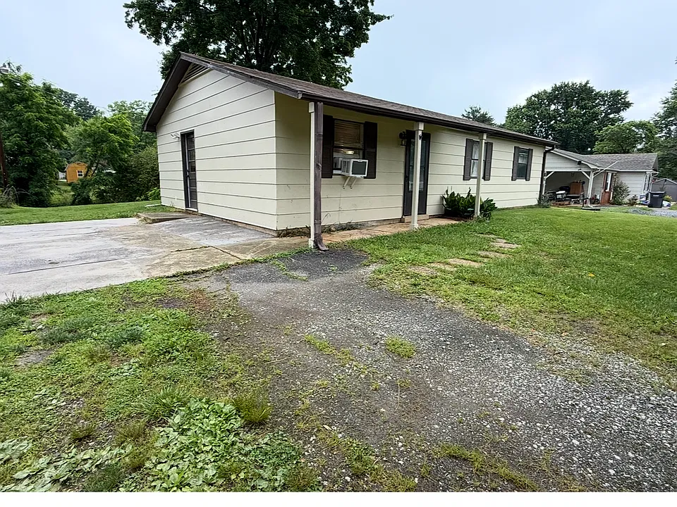 325 Ridgecrest Dr