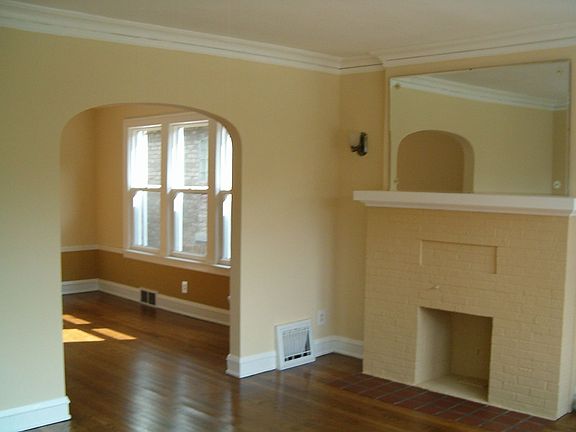 4th image of 1746 W Beverly Glen Pkwy