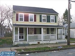 1st image of 114 E Lockwood St