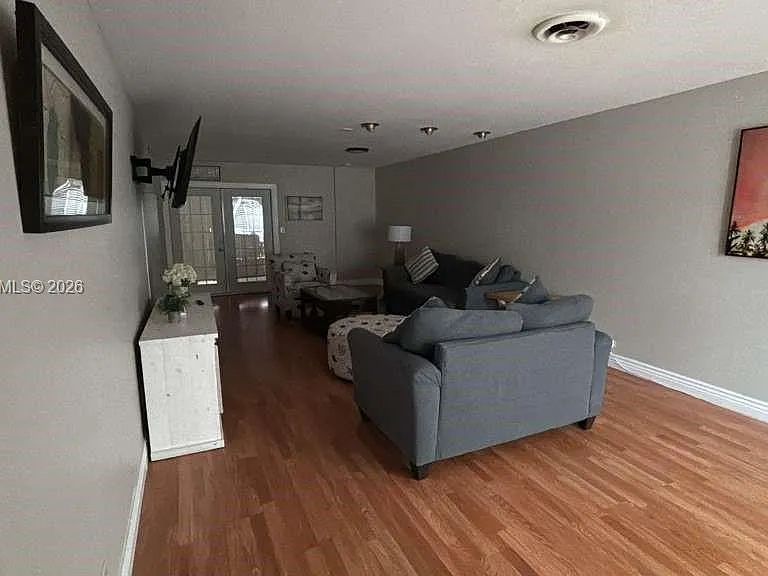 1120 NE 24th Ave #2 — Photo 18