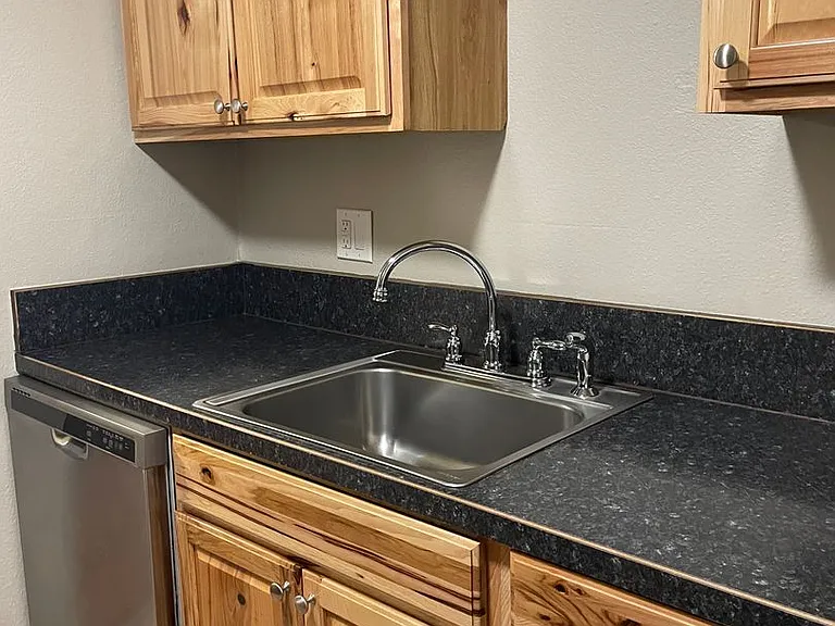 Whitman Park Apartments — Photo 32