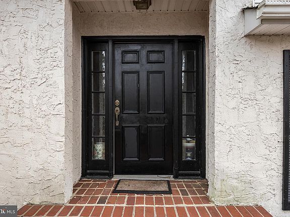 5th image of 225 Tuckerton Rd