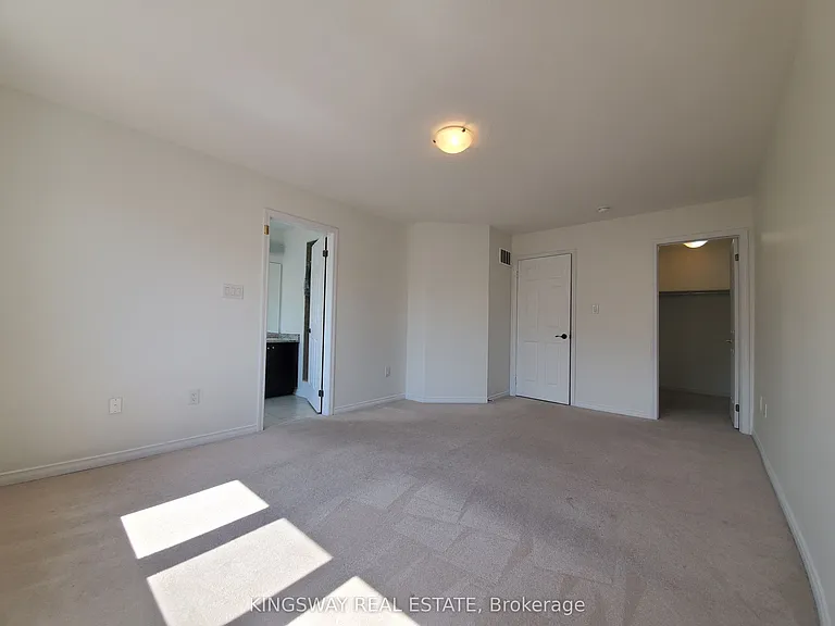 593 Remembrance Rd #UPPER — Photo 19