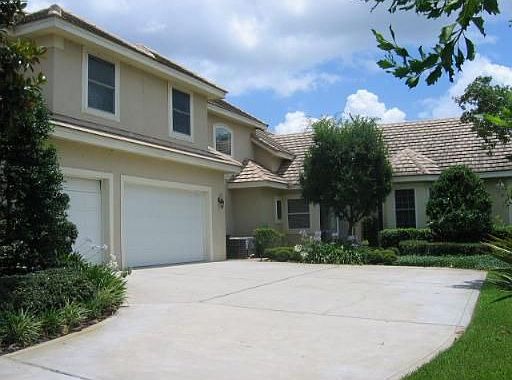 Attached Garage