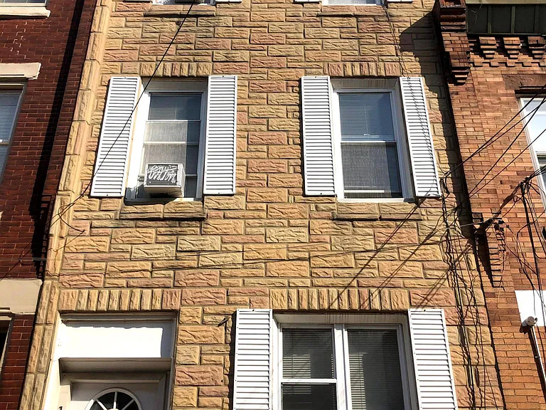 1861 N Willington St Exterior