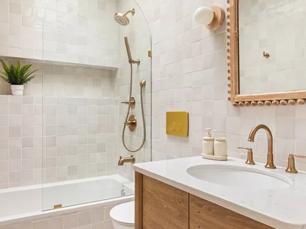 768 Halsey Street image 9 of 13