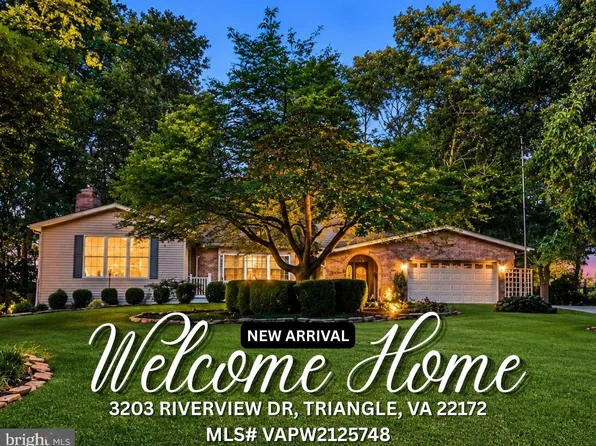 3203 Riverview Dr, Triangle, VA 22172
