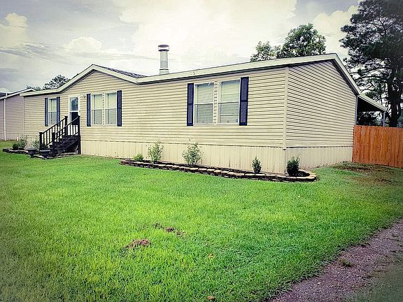 2nd image of 119 Willowbark Ln